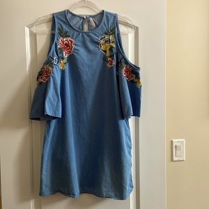 Gorgeous Zara denim cold shoulder dress in size S